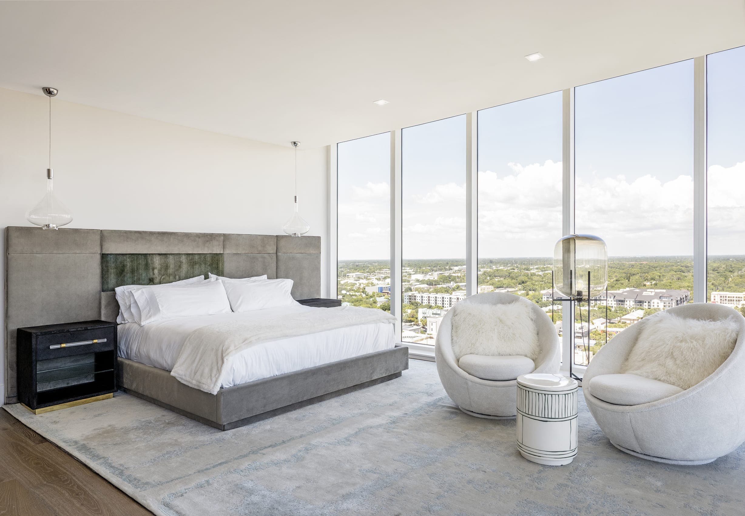 Jkl Penthouse The Blvd Contemporary White Master Bedroom